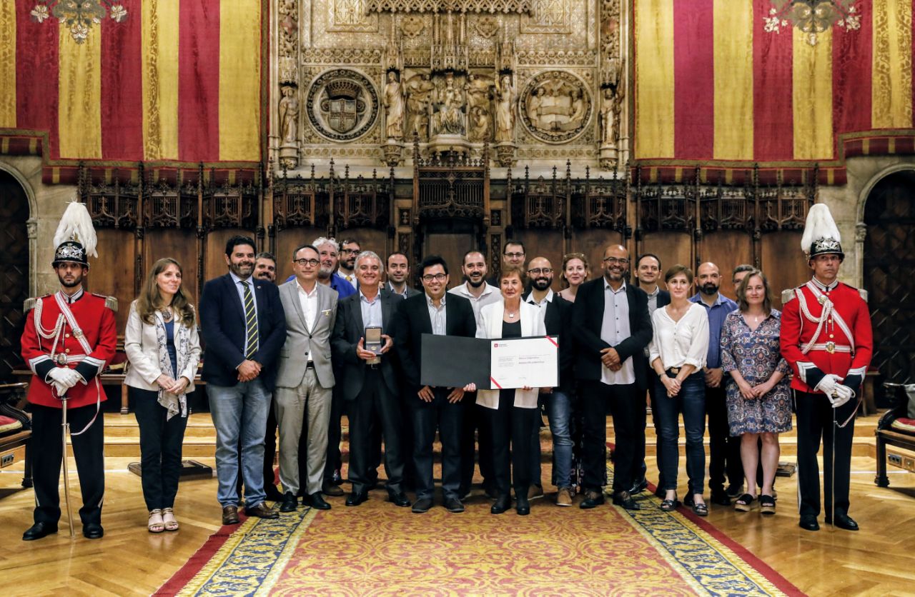 Abacus Cooperativa recibe la Medalla d’Or al Mérito Cívico en reconocimiento a la trayectoria de 50 años