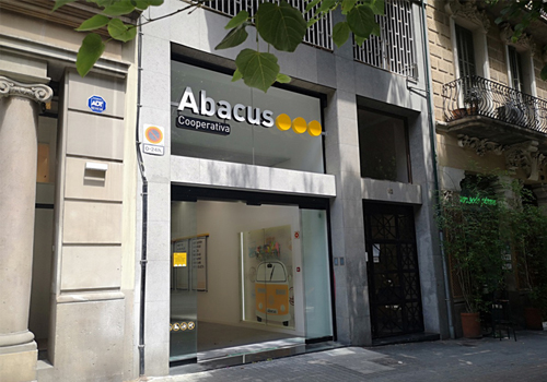 Espacio Abacus, la nueva flagship store de la cooperativa en el centro de Barcelona